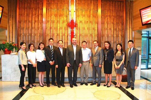 加拿大駐上?？傤I事一行來天堂硅谷參觀訪問